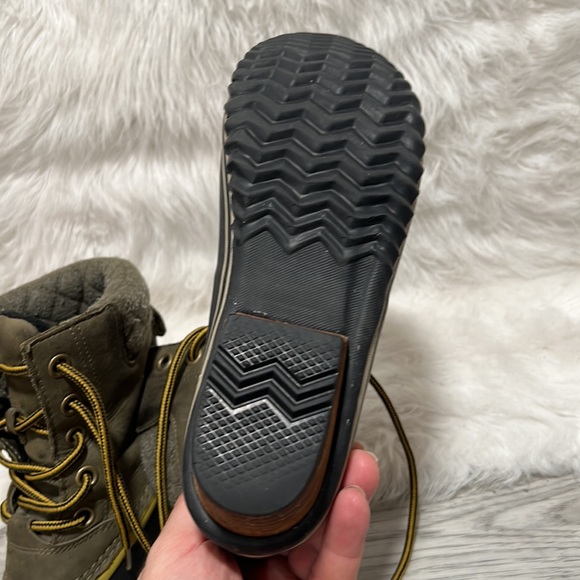 Sorel Slimpack Lace II Women\'s 7.5 Green Waterproof Snow Boots